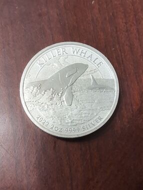 Killer Whale 2022 2oz 9999 Silver Coin.